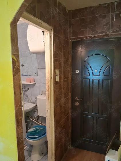 Garsonieră semidecomandată în Central