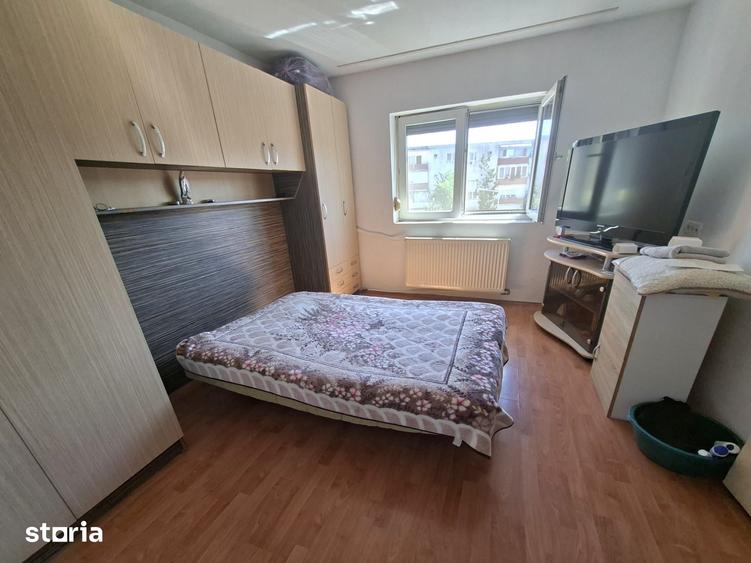 Garsonieră decomandată în Central