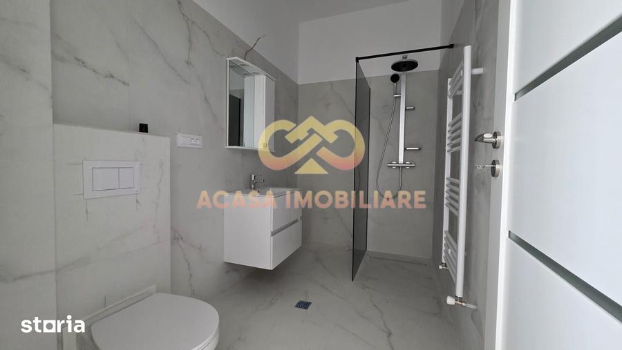 Apartament cu 3 camere decomandat în Voinești