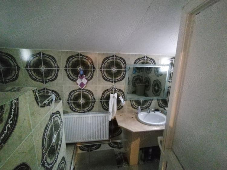 Casă cu 6 camere în Tâncăbești