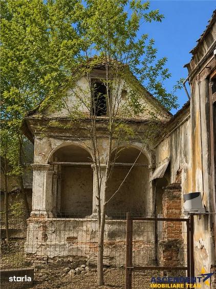 Casă cu 3 camere cu Teren 185 Mp în Schei