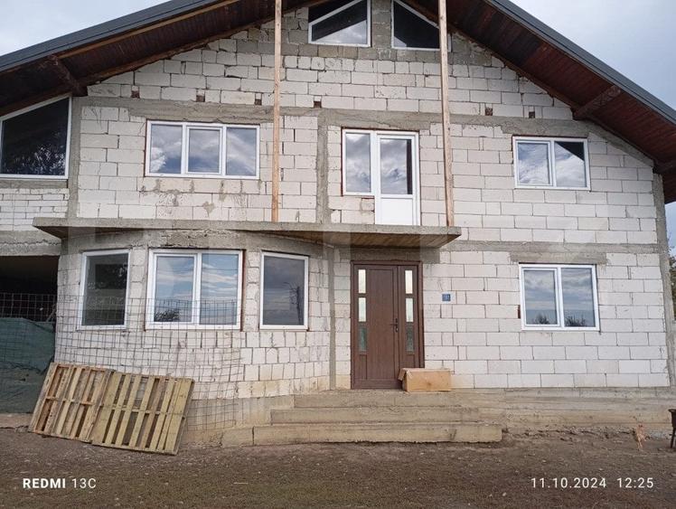 Casă individuală cu 3 camere cu Teren 500 Mp în Sud-Vest