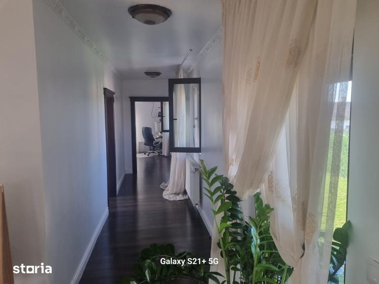 Casă cu 4 camere cu Teren 780 Mp în Nojorid
