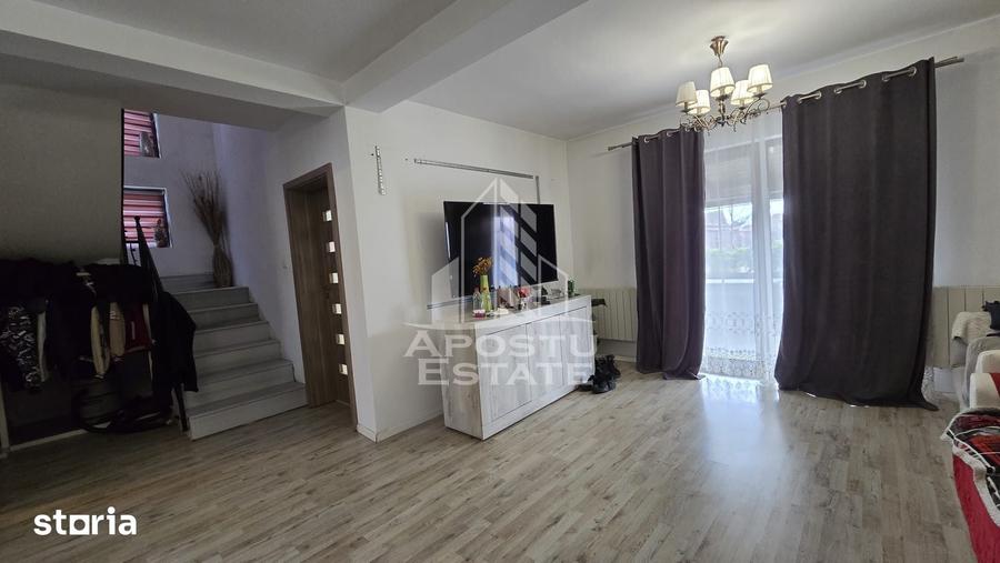 Casa individuala de vanzare, 4 camere, Sanmihaiu Roman, comision 0 - 11