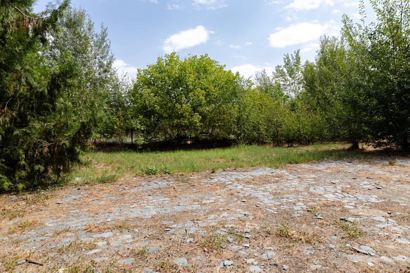 Teren Construcții intravilan de 1773 mp, în Prelungirea Ghencea
