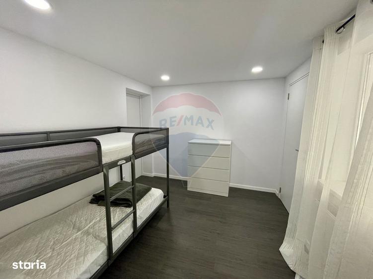 Casă cu 4 camere cu Teren 1397 Mp în Poiana