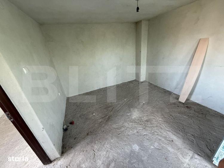 Casă cu 3 camere în Jiul