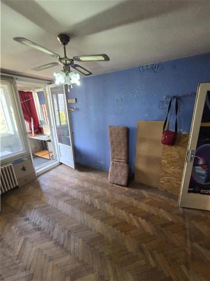 Apartament cu 3 camere semidecomandat, mobilat în Domenii