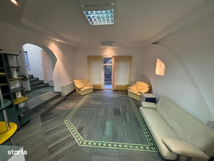 Casa de inchiriat, 180 mp, Andrei Muresanu, 6 parcari, garaj terasa, z - 1