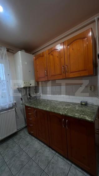 Apartament cu 3 camere decomandat, mobilat în Orăștie