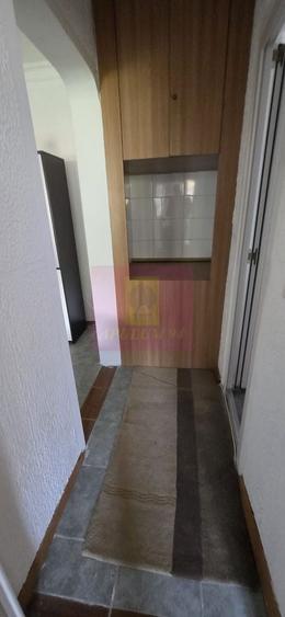 Apartament cu 2 camere semidecomandat în Platoul Izvor
