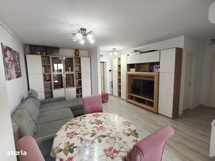 Apartament cu 3 camere în Titan
