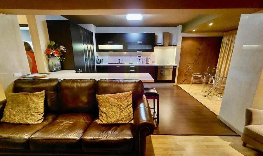 Apartament cu 4 camere decomandat în 13 Septembrie