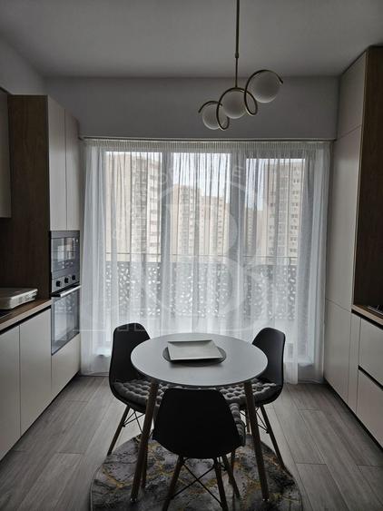 Apartament cu 2 camere semidecomandat în Titan
