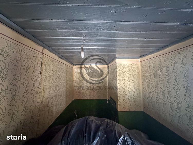 Casa renovabila / demolabila ?i teren de vanzare | Cioranii de Sus