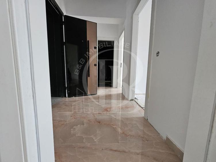Apartament cu 2 camere decomandat în Theodor Pallady