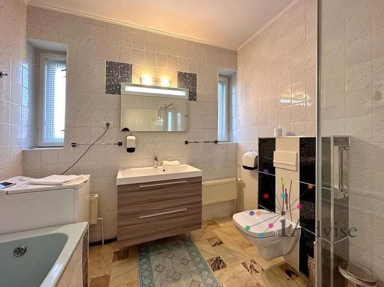 Apartament cu 4 camere decomandat, mobilat în Aurel Vlaicu