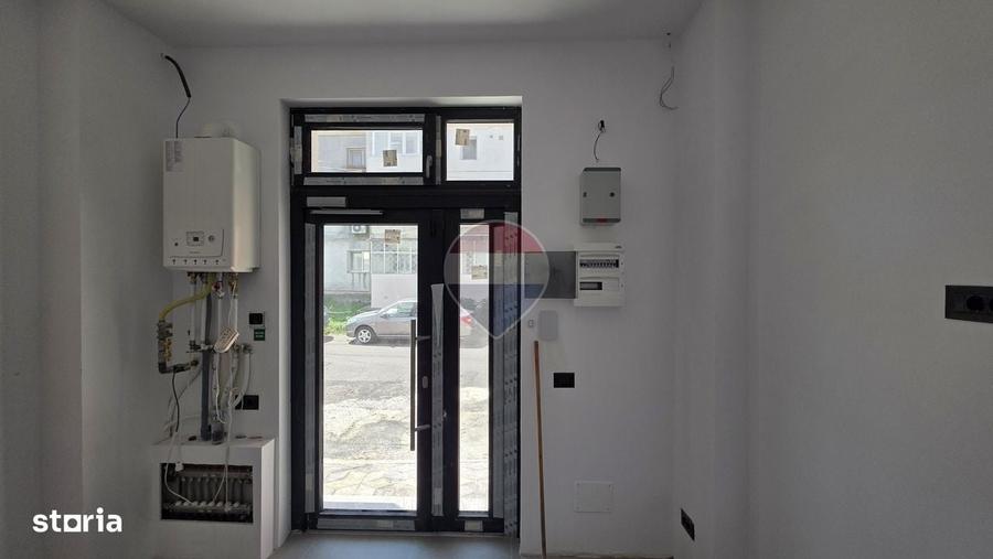 Spațiu comercial, de 31 mp, în Republicii