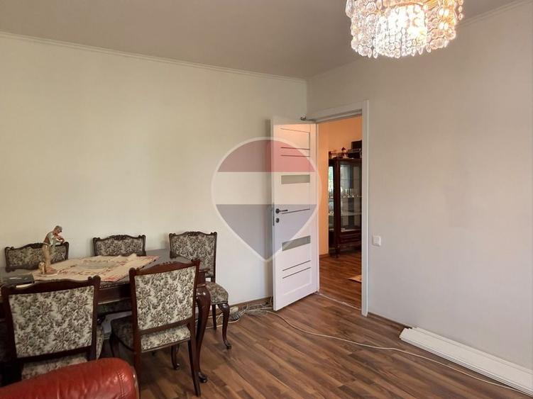 Apartament cu 2 camere decomandat în Băneasa
