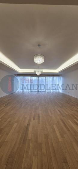 Apartament cu 4 camere, mobilat în Șoseaua Nordului