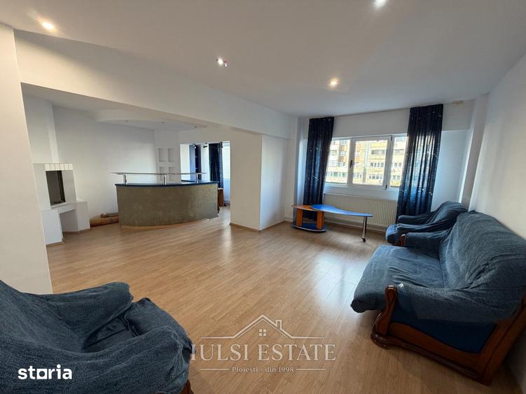 Apartament cu 3 camere decomandat în Republicii
