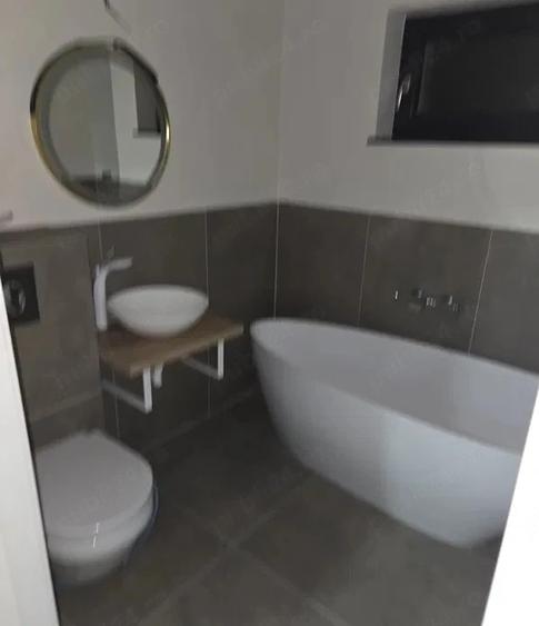 Casă cu Teren 310 Mp în Central