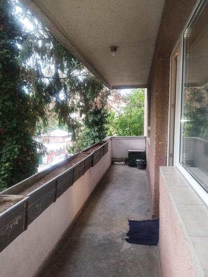 Inchiriez ap. cu 3 cam. in CORNISA - 10