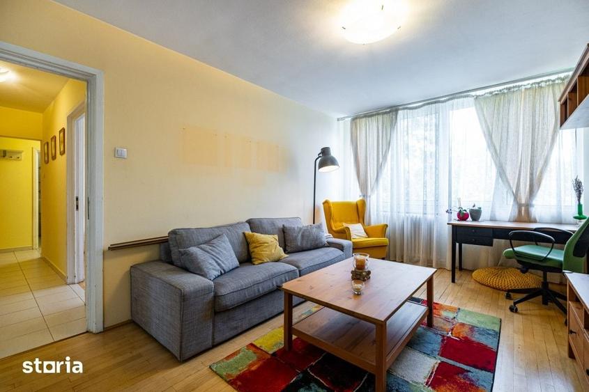 Apartament cu 3 camere în Aviatorilor