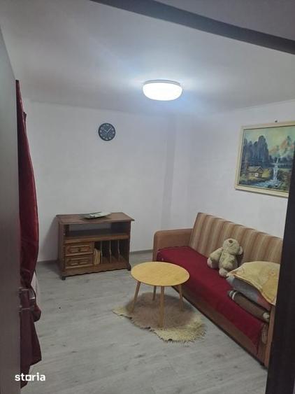 Casă cu 3 camere cu Teren 44 Mp în Obor