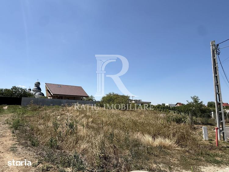 Teren de 690 mp, în Sânmartin