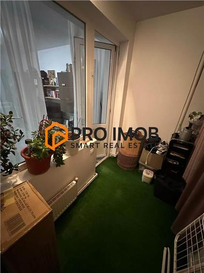Apartament cu 2 camere decomandat, mobilat în 1 Decembrie