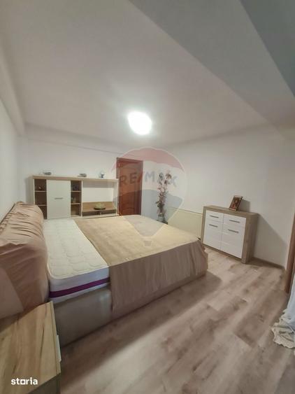 Apartament cu 3 camere, mobilat în Obor