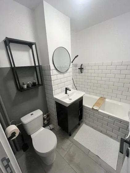 Garsonieră decomandată în Timpuri Noi