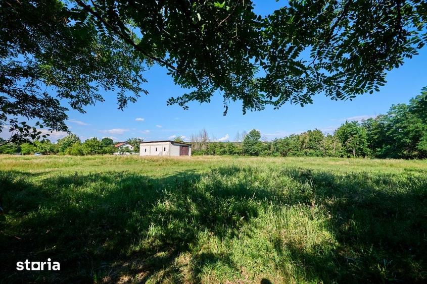 Casă cu 1 camere cu Teren 1100 Mp în Budeasa