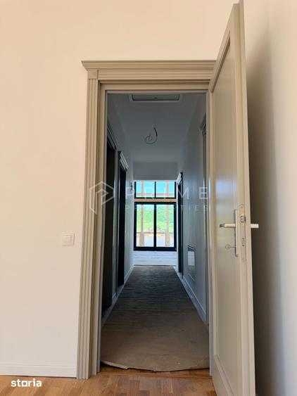 Casă cu 4 camere cu Teren 700 Mp în Livezeni