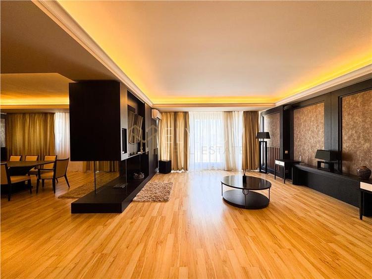 Apartament cu 4 camere decomandat, mobilat în Herăstrău