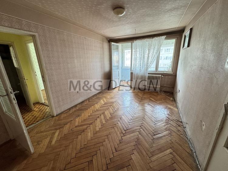 Apartament cu 2 camere semidecomandat în Torontalului