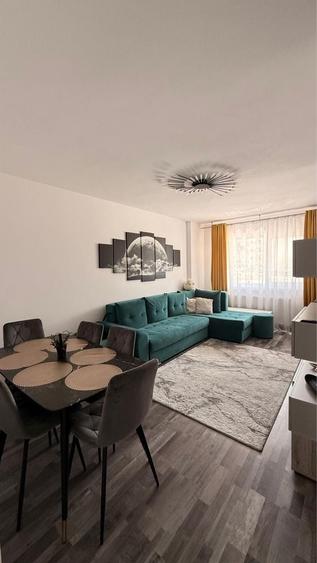 Apartament cu 2 camere semidecomandat în Titan