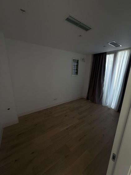Casă cu 5 camere cu Canalizare în Pipera