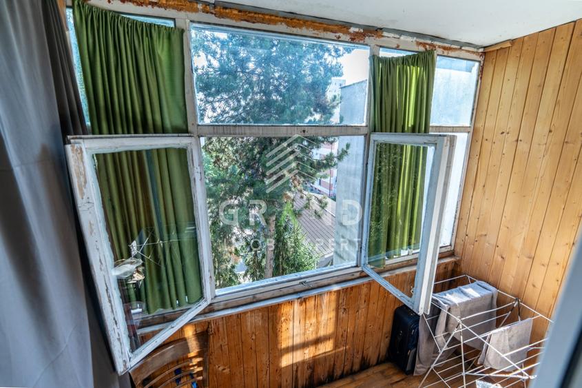 Apartament cu 3 camere semidecomandat, mobilat în Mănăștur