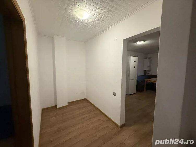 Apartament cu 3 camere decomandat în Dorobanți 1
