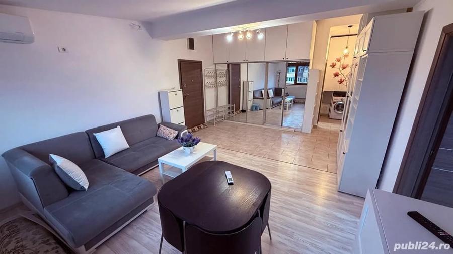 Apartament cu 3 camere decomandat, mobilat în Apărătorii Patriei