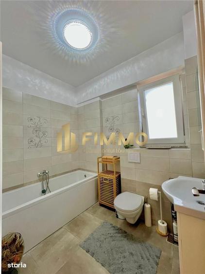 Apartament cu 3 camere semidecomandat în Paltin