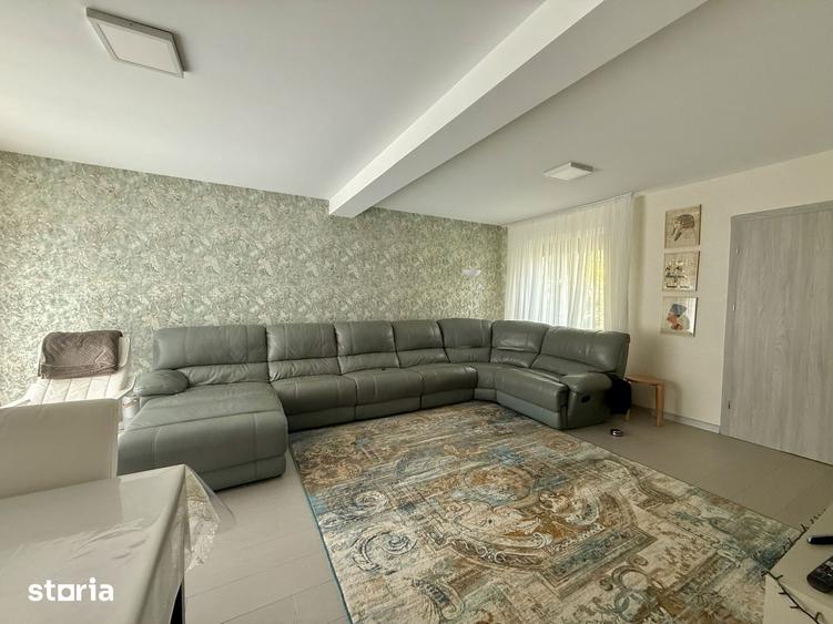 Casă cu 5 camere cu Teren 300 Mp în Central