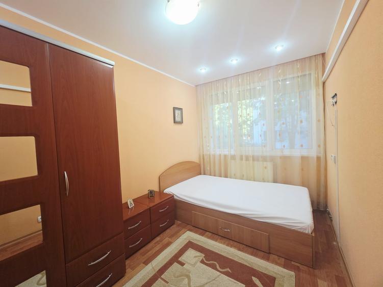 Apartament cu 3 camere semidecomandat în Țiglina 3