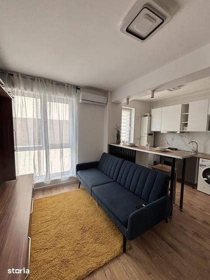 Apartament cu 2 camere, mobilat în Central