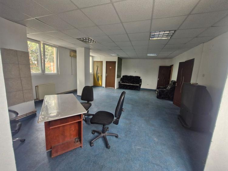 Birou, de 104 mp, în Basarabia