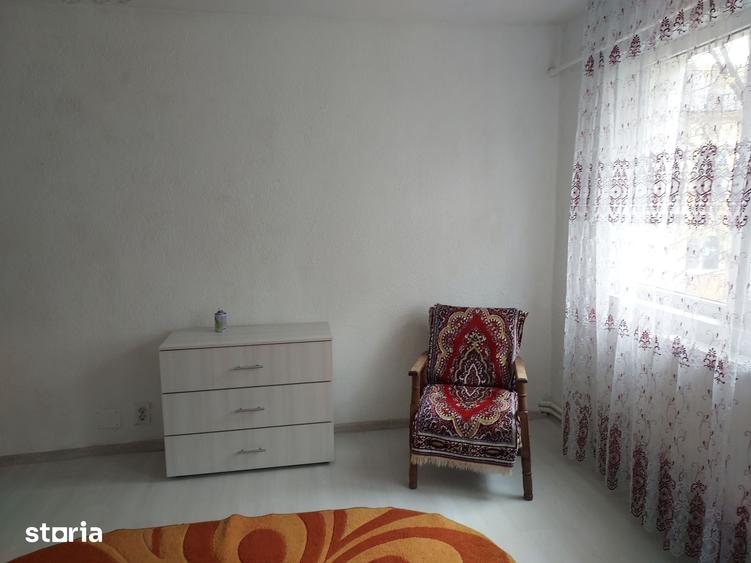 Apartament cu 2 camere nedecomandat în George Enescu