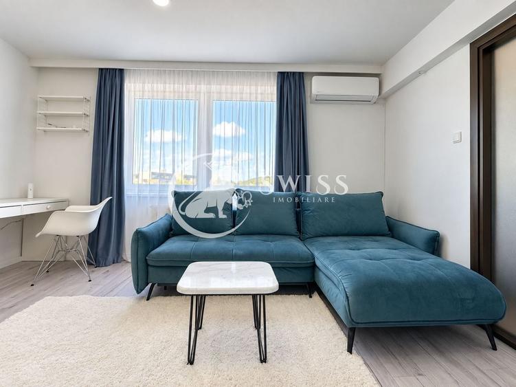 Apartament cu 2 camere semidecomandat, mobilat în Central