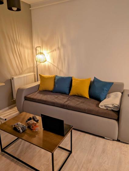Apartament cu 2 camere semidecomandat în Florești